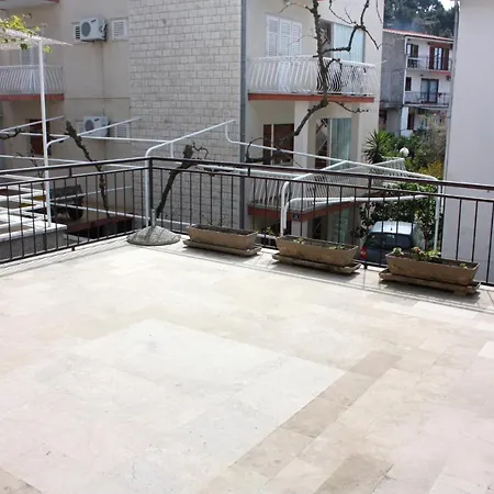 Apartments By The Sea Podgora, Makarska - 6082 Apartment Podgora